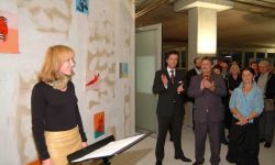 Von links nach rechts: Herrn Tkatzik, KIB Projekt GmbH Herr Martin Burkert, Mitglied des Stadtrates der Stadt Nürnberg Galerie mit der blauen Tür, Frau Christiane Bleistein